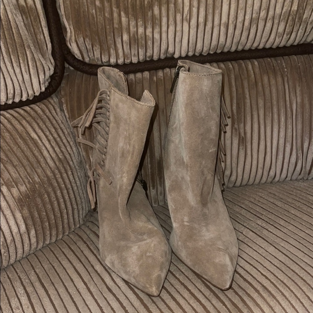 Fringe Suede Ankle Boots - Tan